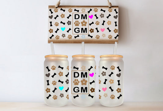 Tasse en vitre 16 oz givré / 16 oz frosted cup - DOG MOM