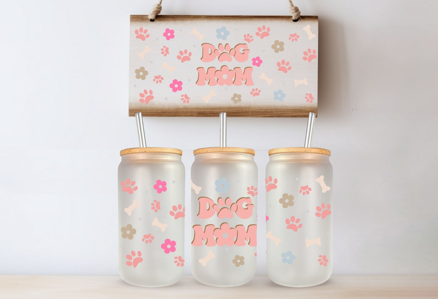 Tasse en vitre 16 oz givré / 16 oz frosted cup - DOG MOM