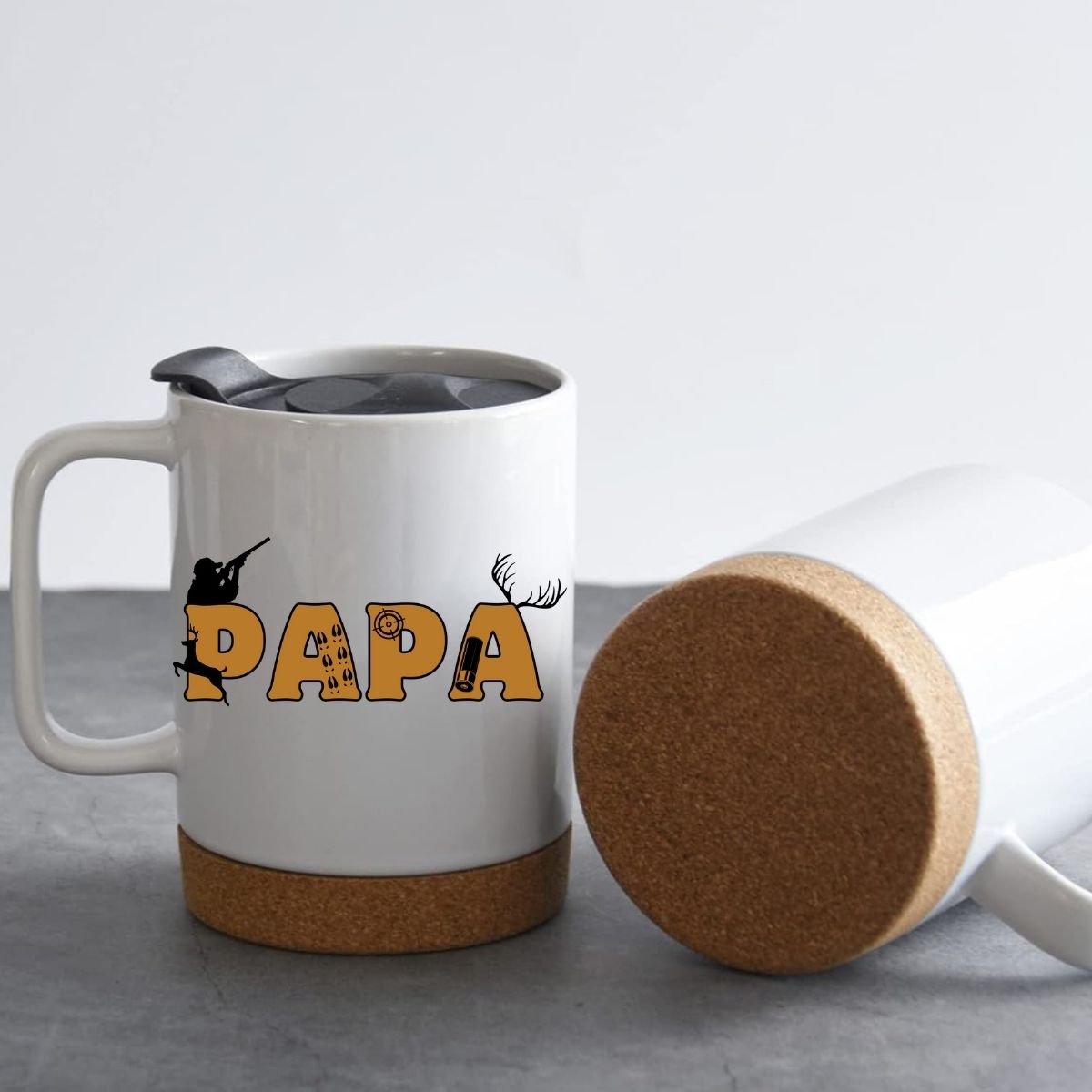 TASSE AVEC COUVERCLE ET FOND LIÈGE / CUP WITH LID AND CORK BOTTOM PAPA CHASSEUR