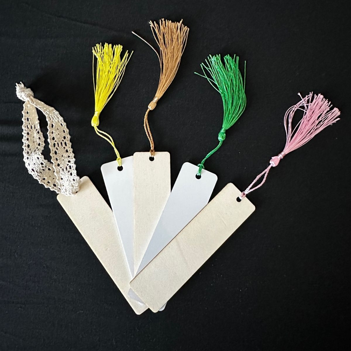 SIGNET / BOOKMARK CHAT SUR LIVRES (NOIR)